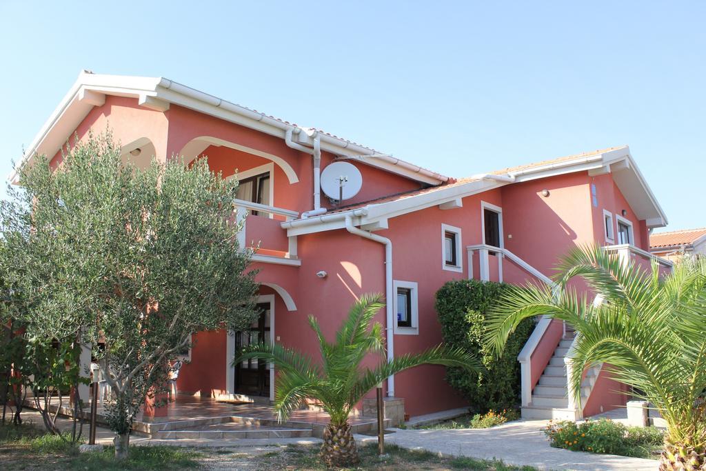 Apartments Puskaric 维尔 外观 照片