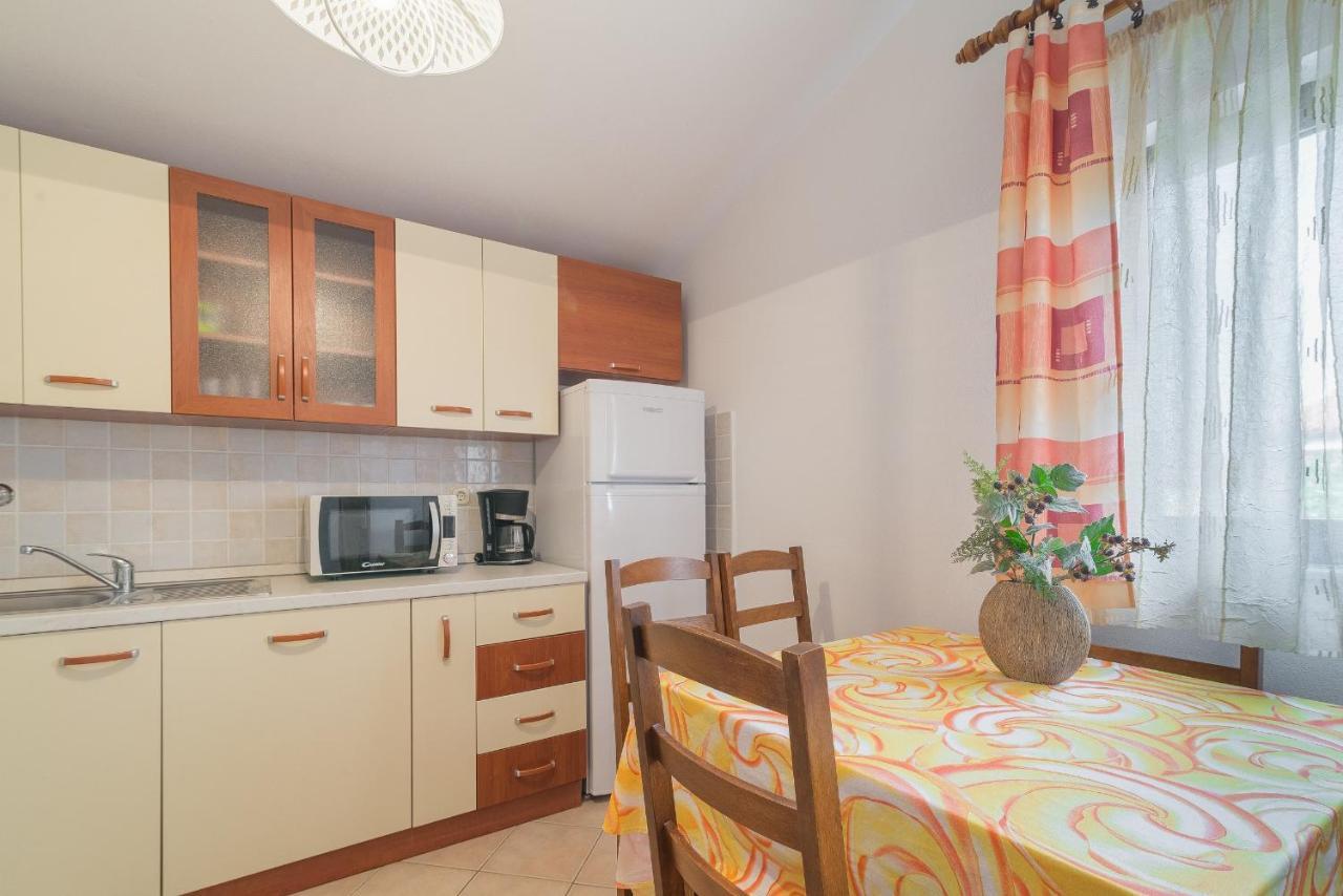Apartments Puskaric 维尔 外观 照片