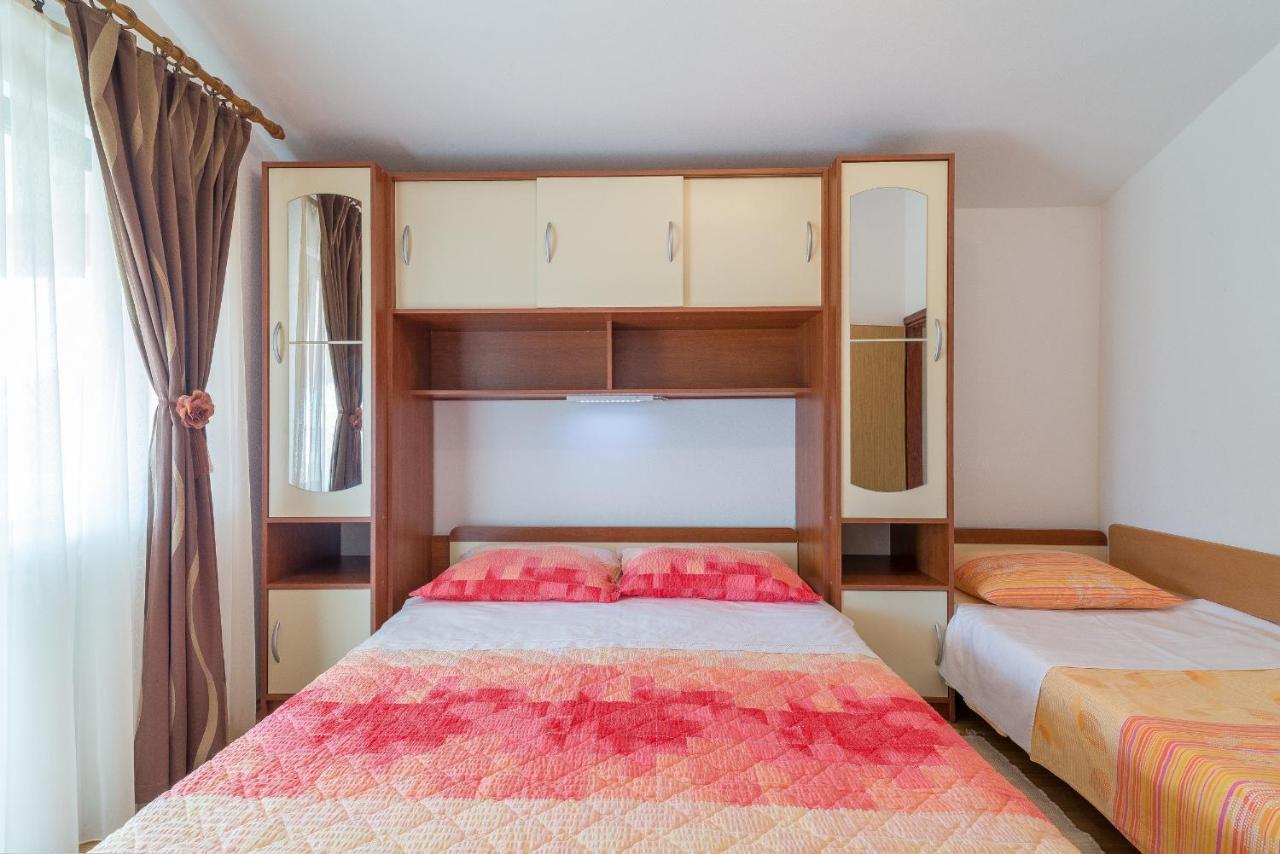 Apartments Puskaric 维尔 外观 照片