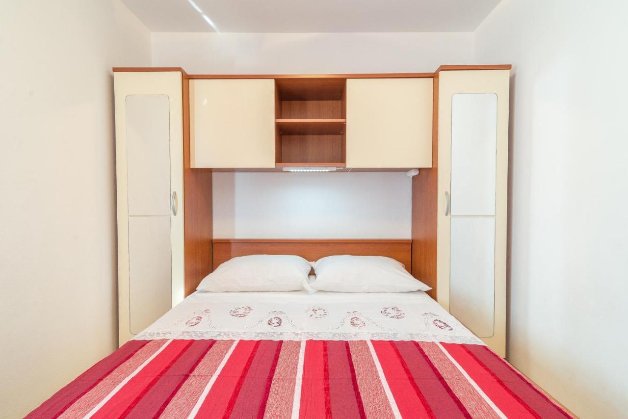 Apartments Puskaric 维尔 外观 照片