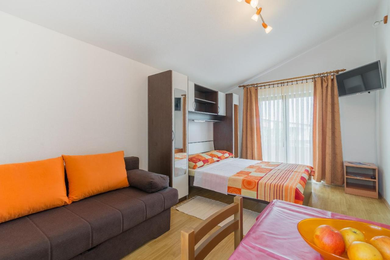 Apartments Puskaric 维尔 外观 照片