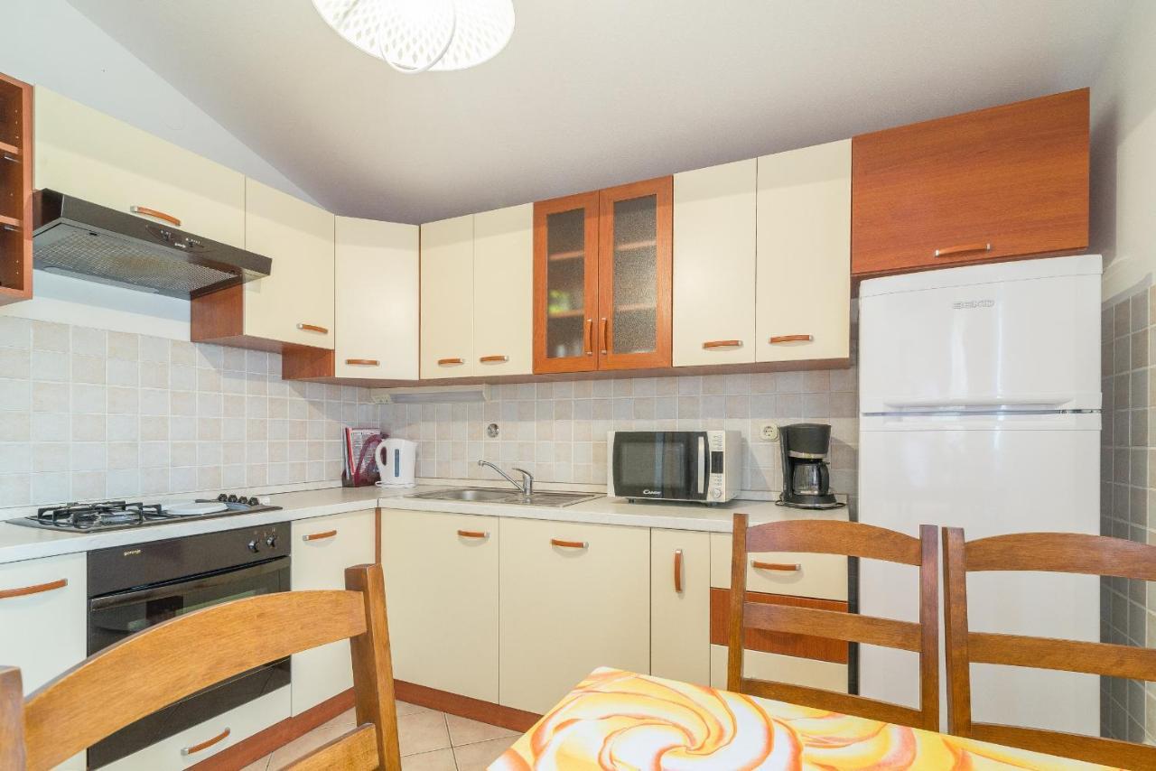 Apartments Puskaric 维尔 外观 照片