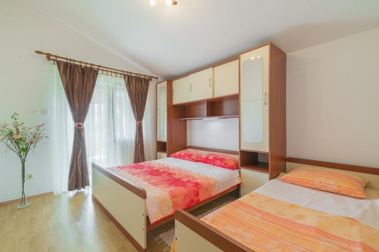 Apartments Puskaric 维尔 外观 照片