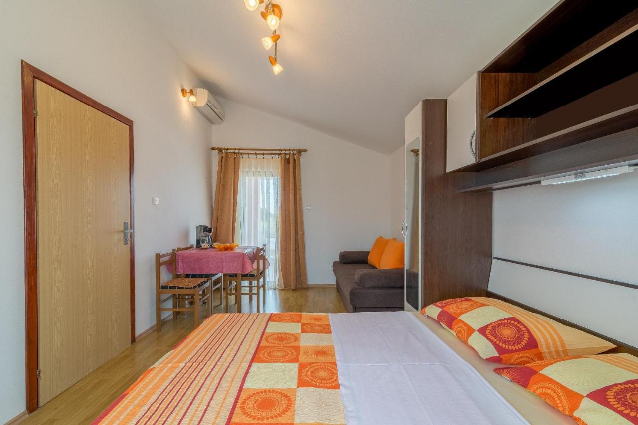 Apartments Puskaric 维尔 外观 照片